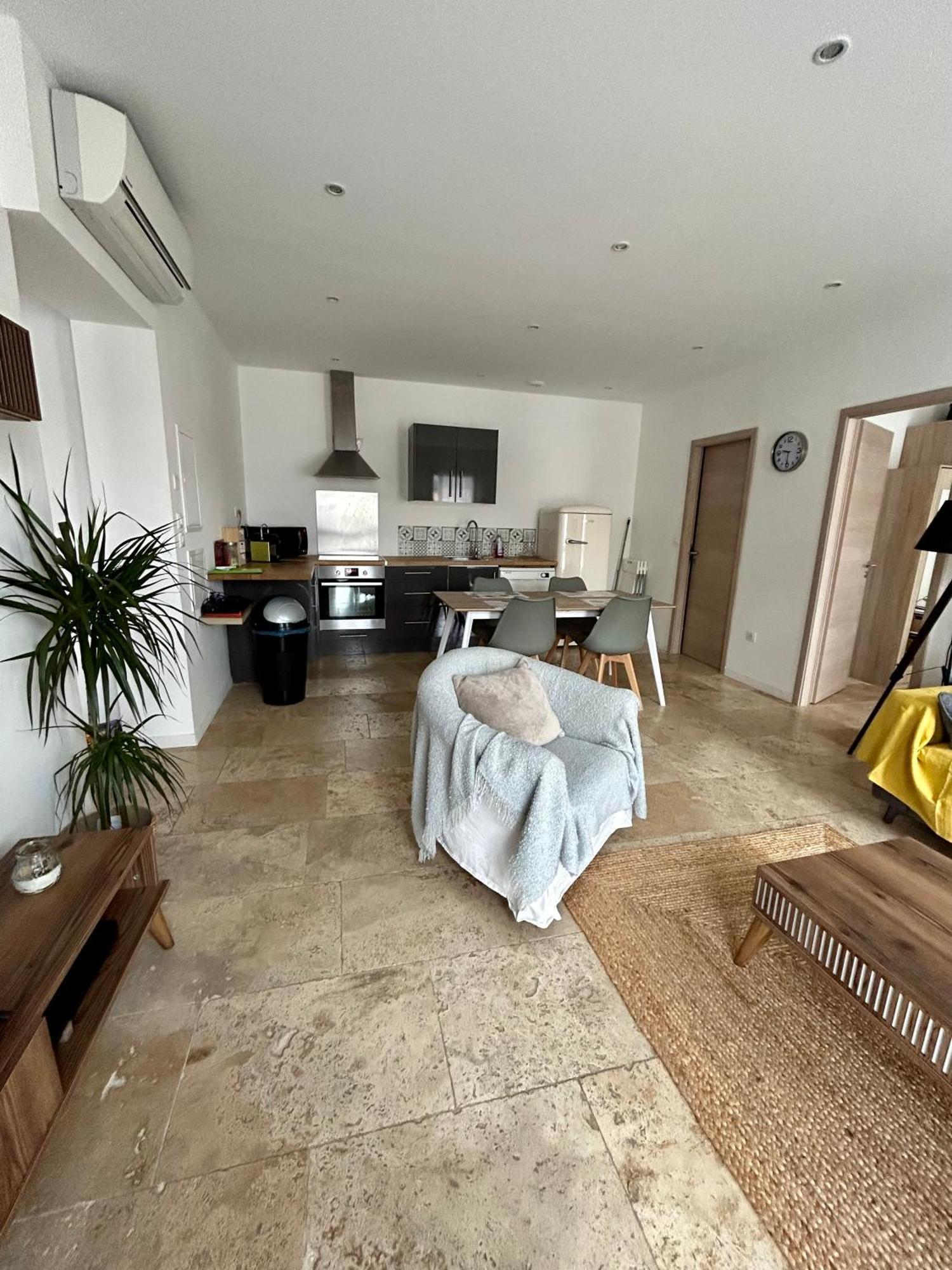 Appartement T3 dans maison neuve 7 couchages La Seyne-sur-Mer Extérieur photo